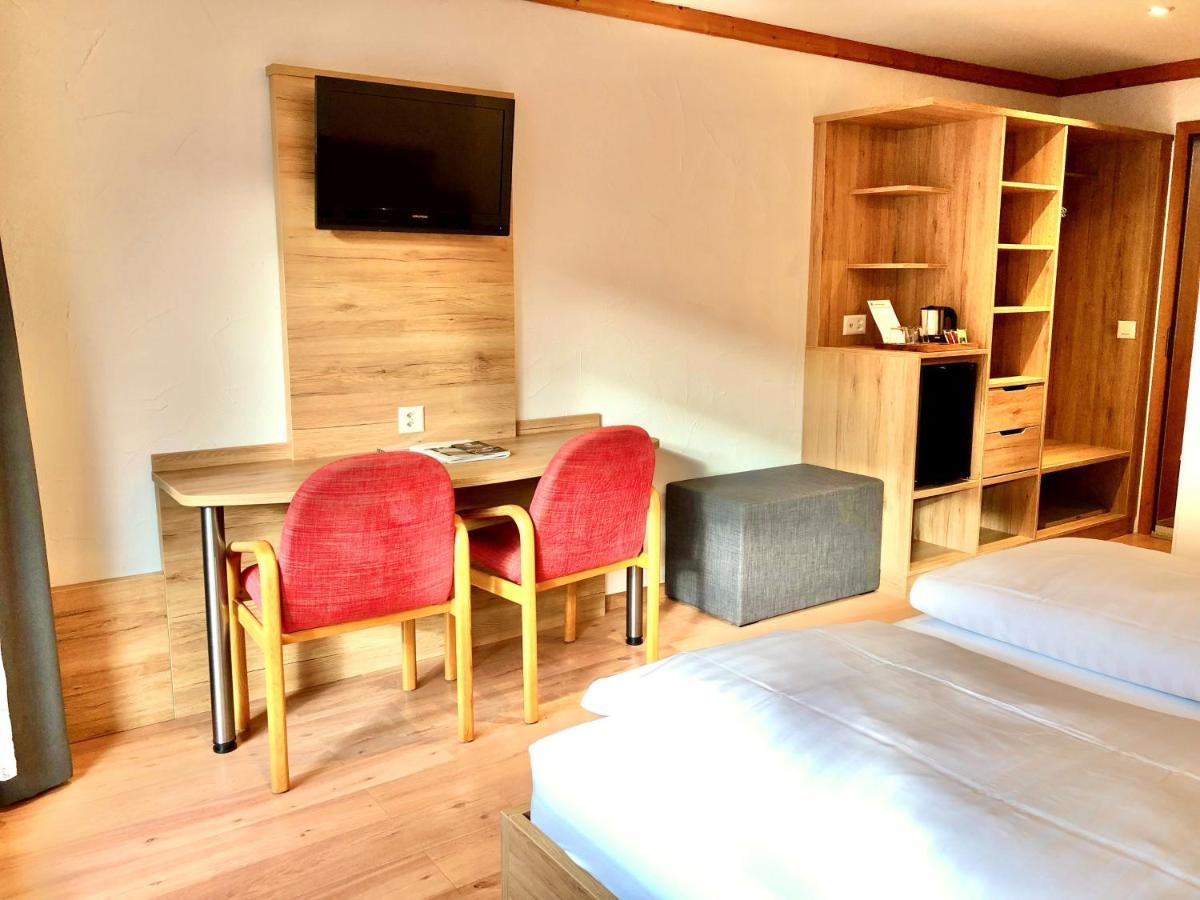 Hotel Crystal เอนเกลเบิร์ก ภายนอก รูปภาพ