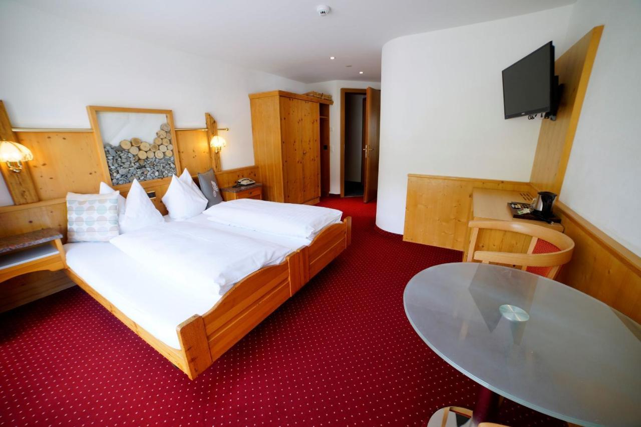 Hotel Crystal เอนเกลเบิร์ก ภายนอก รูปภาพ